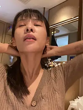 miumiu-66 online show from 18, 3, 2026