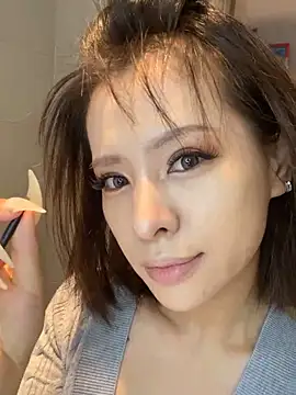 Snapshot of miumiu-66 chatting on 19, 6, 2026 miumiu-66 online show from 19, 6, 2026