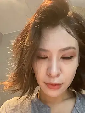 Snapshot of miumiu-66 chatting on 17, 7, 2026 miumiu-66 online show from 17, 7, 2026