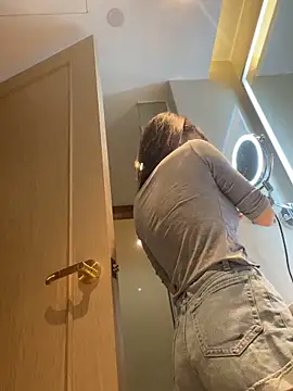 miumiu-66 online show from 14, 4, 2026