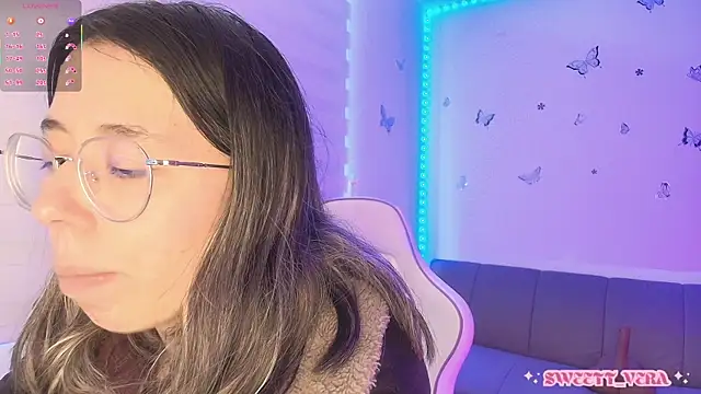 sweettvera online show from 15, 4, 2026