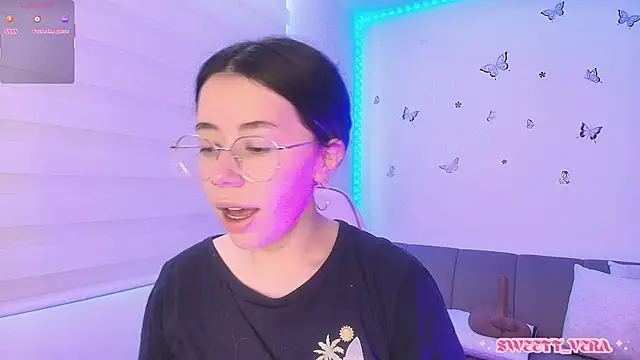 Snapshot of sweettvera chatting on 30, 4, 2026 sweettvera online show from 30, 4, 2026