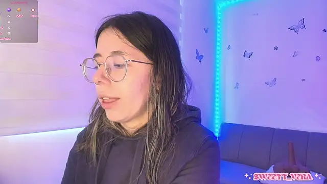 Snapshot of sweettvera chatting on 29, 5, 2026 sweettvera online show from 29, 5, 2026
