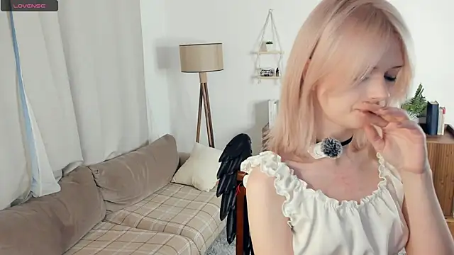 LaureMestler online show from 21, 12, 2025