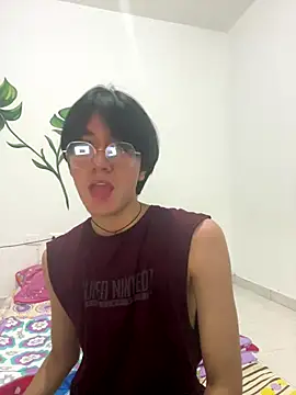 Matti Mendez  online show from 10, 10, 2025