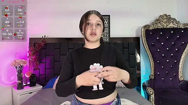 Snapshot of Krystal_Heartss chatting on 29, 11, 2025 Krystal Heartss online show from 29, 11, 2025