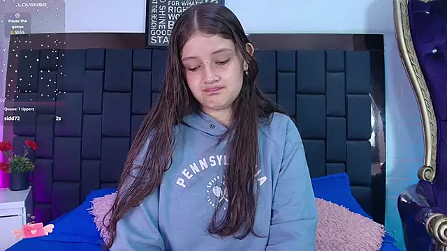 Snapshot of Krystal_Heartss chatting on 21, 11, 2025 Krystal Heartss online show from 21, 11, 2025