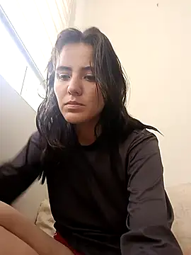Snapshot of annroussse chatting on 23, 10, 2025 annroussse online show from 23, 10, 2025