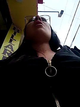 Mia-love-03 online show from 6, 10, 2025