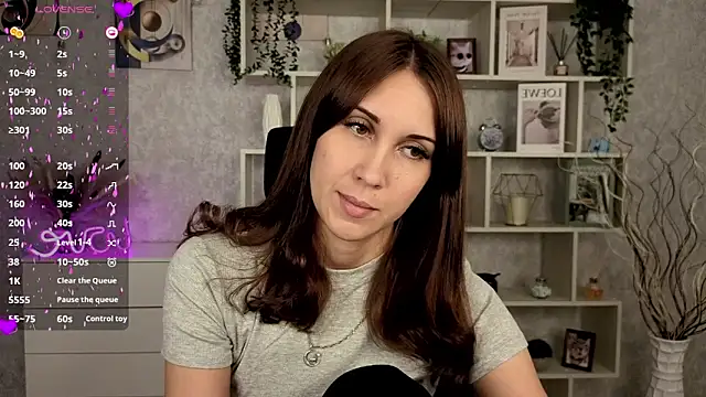 Snapshot of DreamVelour chatting on 16, 10, 2025 DreamVelour online show from 16, 10, 2025