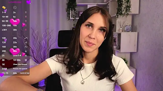 Snapshot of DreamVelour chatting on 11, 11, 2025 DreamVelour online show from 11, 11, 2025