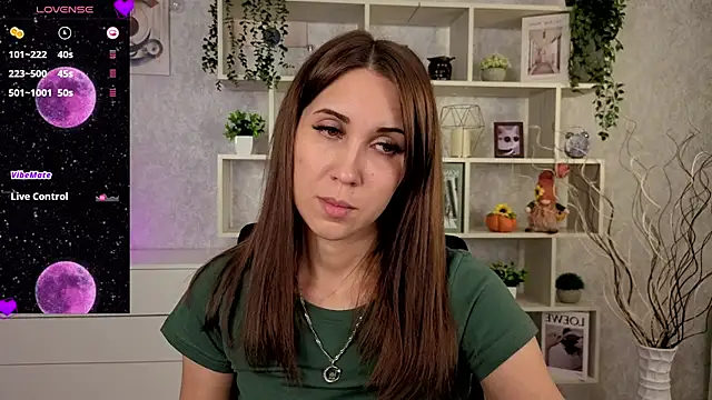 Snapshot of DreamVelour chatting on 31, 10, 2025 DreamVelour online show from 31, 10, 2025