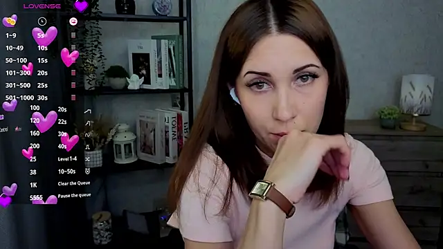 DreamVelour online show from 15, 2, 2026