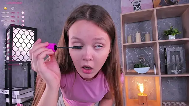 ElenoreReth online show from 7, 11, 2025