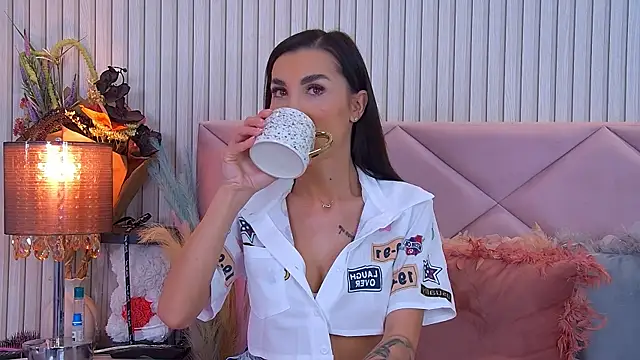 Snapshot of CindyKassidy chatting on 1, 5, 2026 CindyKassidy online show from 1, 5, 2026