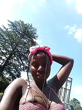 HotPetite 25 online show from 17, 10, 2025