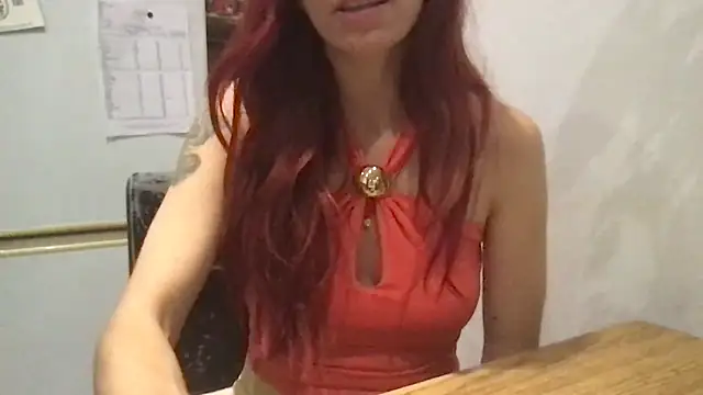 Snapshot of Anne-Chacha chatting on 8, 10, 2025 Anne-Chacha online show from 8, 10, 2025