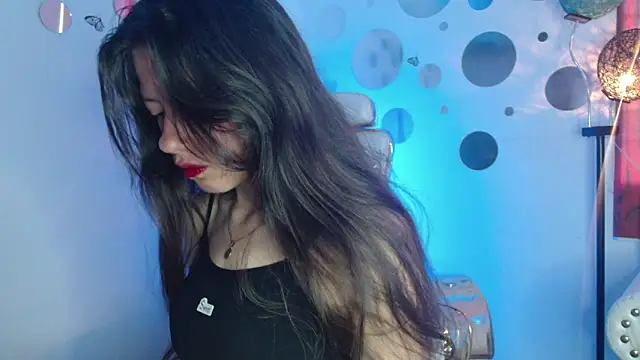 Nina Roser online show from 26, 9, 2025