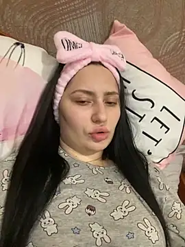 Monica kitty online show from 25, 9, 2025