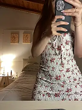 Snapshot of Bleer_Rousse chatting on 10, 1, 2026 Bleer Rousse online show from 10, 1, 2026