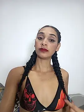 Snapshot of Kali_Mateo chatting on 28, 11, 2025 Kali Mateo online show from 28, 11, 2025