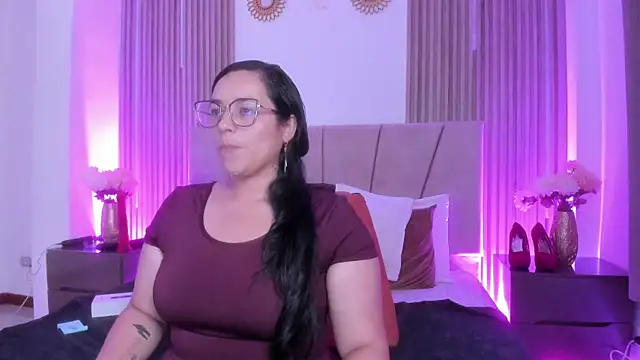 Snapshot of Michell_Monet chatting on 22, 7, 2026 Michell Monet online show from 22, 7, 2026