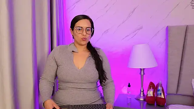 Snapshot of Michell_Monet chatting on 2, 7, 2026 Michell Monet online show from 2, 7, 2026