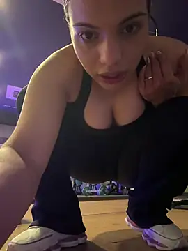 Snapshot of Anavalle chatting on 24, 4, 2026 Anavalle online show from 24, 4, 2026