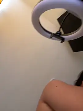 IsabellaJoness  online show from 17, 12, 2025