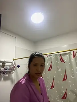 Snapshot of IsabellaJoness_ chatting on 28, 10, 2025 IsabellaJoness online show from 28, 10, 2025