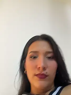 IsabellaJoness  online show from 6, 2, 2026