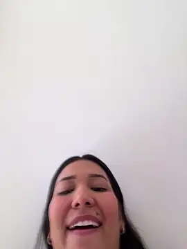 Snapshot of IsabellaJoness_ chatting on 8, 11, 2025 IsabellaJoness online show from 8, 11, 2025