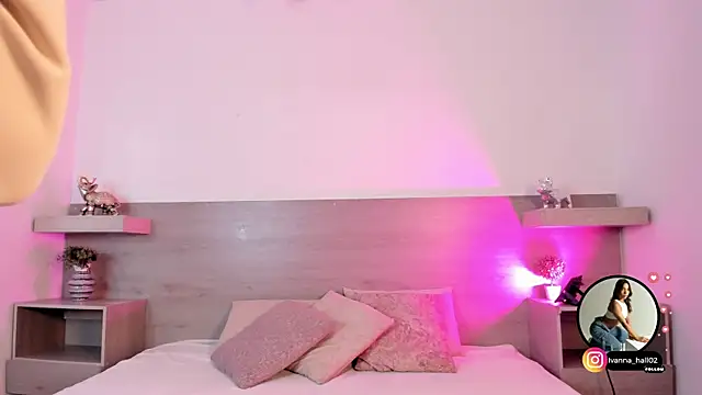 Snapshot of Ivana_Hall chatting on 8, 10, 2025 Ivana Hall online show from 8, 10, 2025