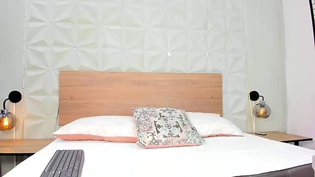 ValeryTrans  online show from 12, 11, 2025