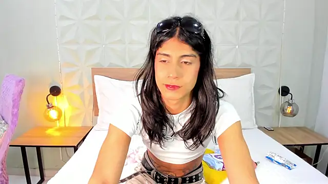 ValeryTrans  online show from 2, 11, 2025