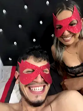 Snapshot of hot_duo16 chatting on 26, 9, 2025 hot duo16 online show from 26, 9, 2025