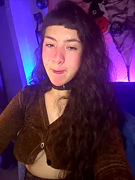 kitty  chs online show from 28, 10, 2025