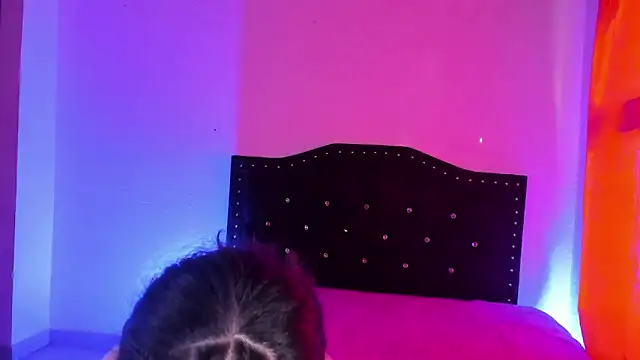 kitty  chs online show from 15, 12, 2025