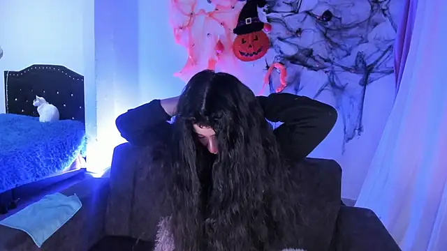 kitty  chs online show from 20, 11, 2025