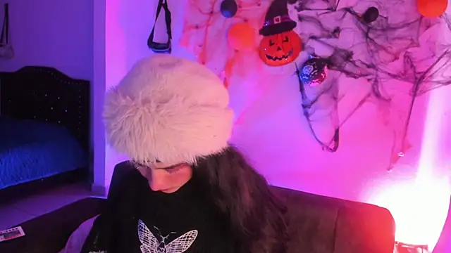 kitty  chs online show from 11, 11, 2025