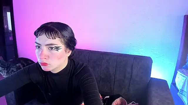 kitty  chs online show from 16, 10, 2025