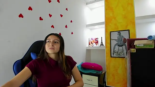 lala clark online show from 6, 3, 2026