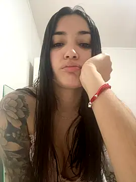 KarenG2025 online show from 10, 10, 2025