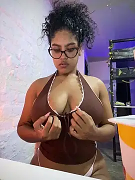 miiabrown18 online show from 7, 4, 2026