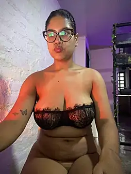 miiabrown18 online show from 9, 5, 2026