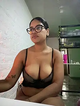 miiabrown18 online show from 13, 4, 2026