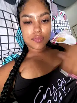 miiabrown18 online show from 3, 11, 2025