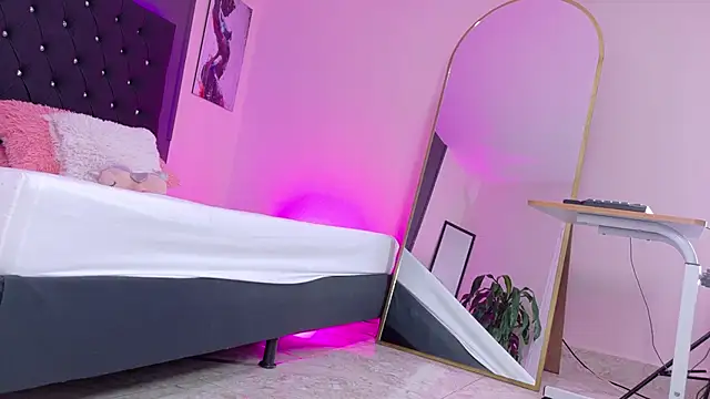 Snapshot of Kataaleya__12 chatting on 17, 1, 2026 Kataaleya 12 online show from 17, 1, 2026