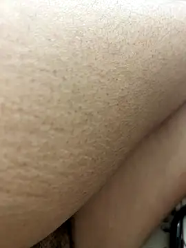 aditi singh15 online show from 5, 11, 2025