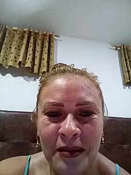 laura caponera  online show from 23, 9, 2025